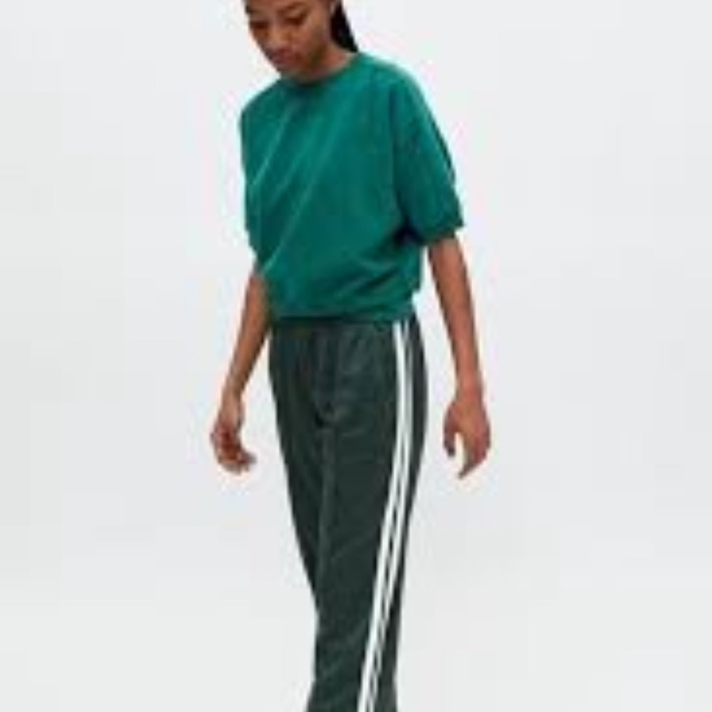 NWT Urban Outfitters sweat shirt